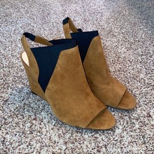 Vince Camuto Peep Toe Bootie/Wedgr